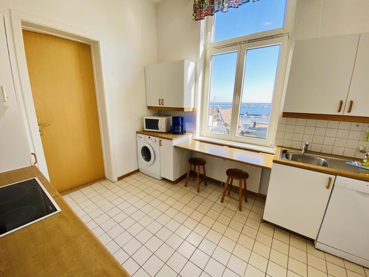 Berringer, Leuchtfeuer, Direkt An Der Promenade Apartment รอสต็อค ภายนอก รูปภาพ